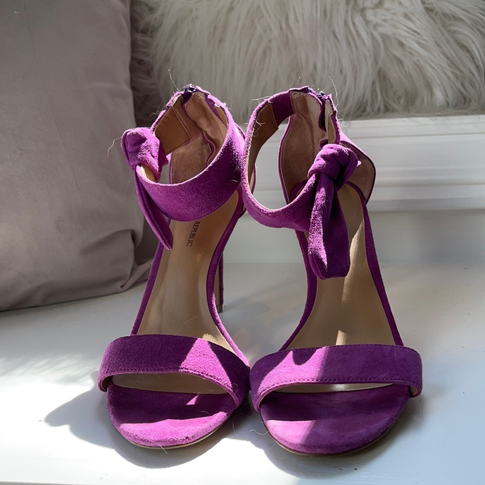 Banana Republic Heels